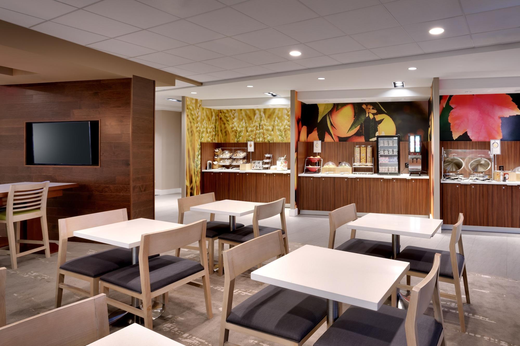 Fairfield Inn & Suites By Marriott Springfield North Exteriör bild