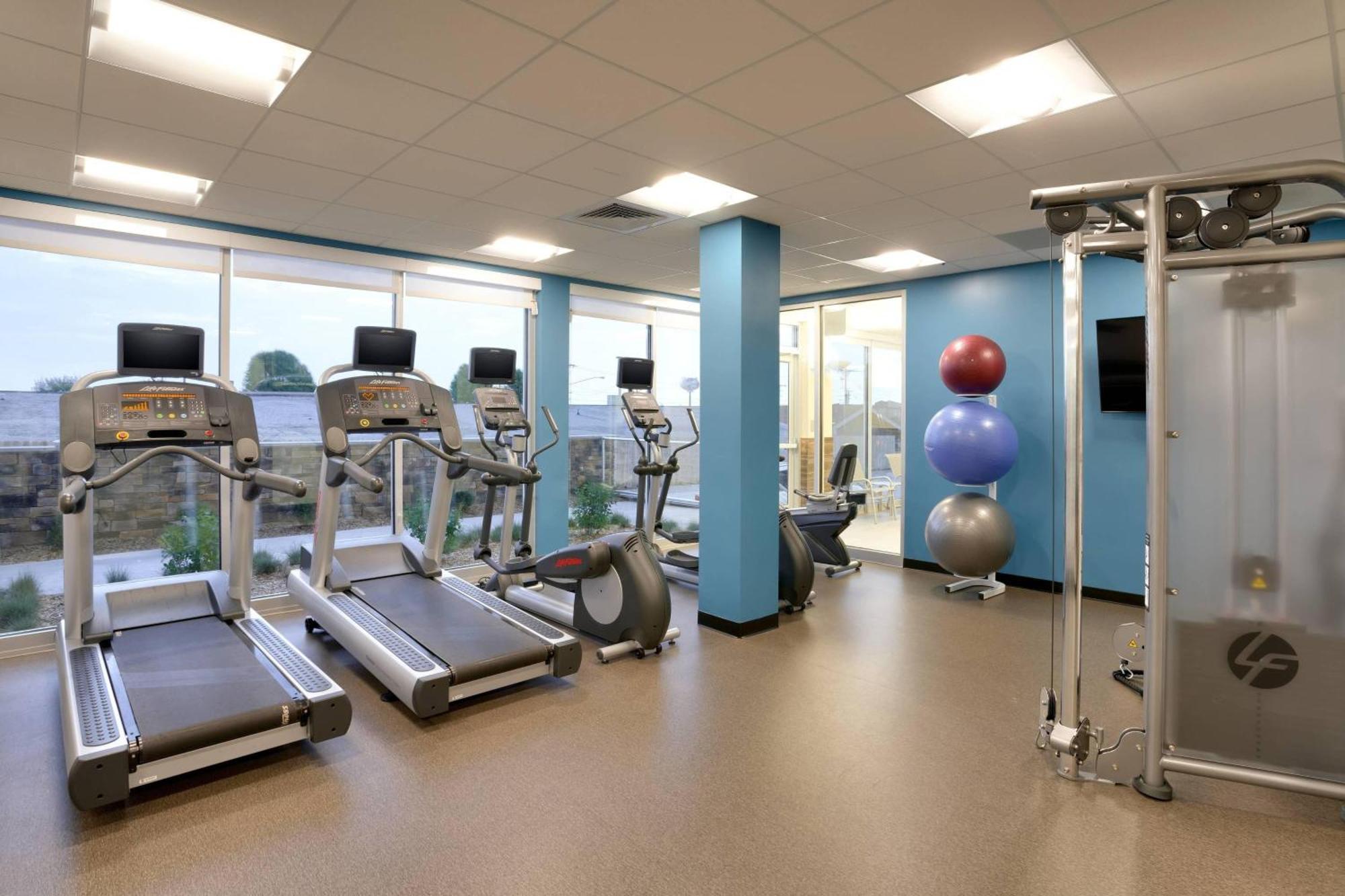 Fairfield Inn & Suites By Marriott Springfield North Exteriör bild