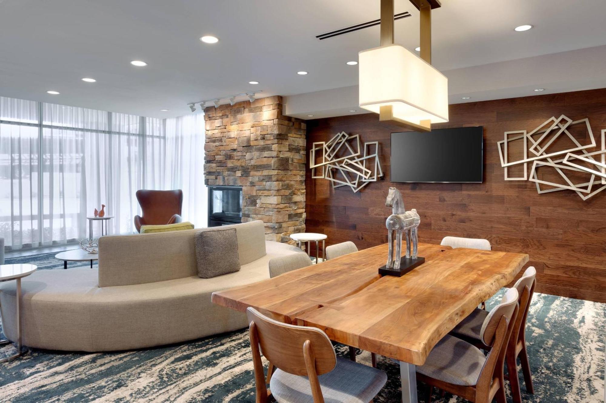 Fairfield Inn & Suites By Marriott Springfield North Exteriör bild